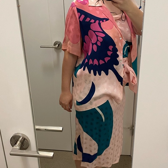 4 piece Pure Silk Butterfly Skirt Set - Picture 14 of 17